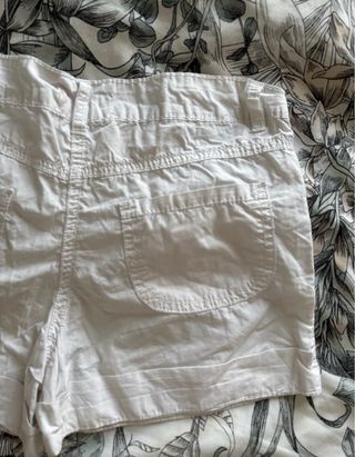 Pantalón corto niña blanco