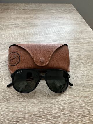 Gafas de sol Ray-Ban polarizadas negras