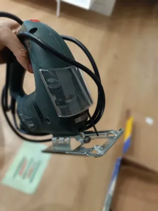 Sierra Caladora Casals 500W + Cuchillas