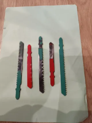 Sierra Caladora Casals 500W + Cuchillas