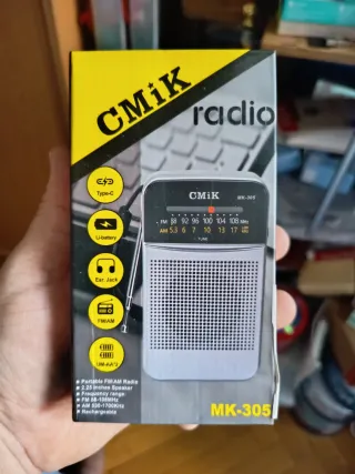 Radio CMiK MK-305 Portátil AM/FM