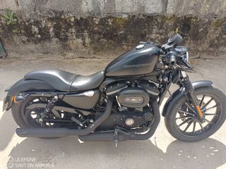 Harley-Davidson Iron 883