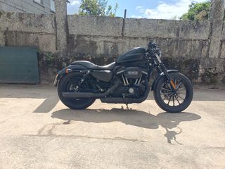 Harley-Davidson Iron 883