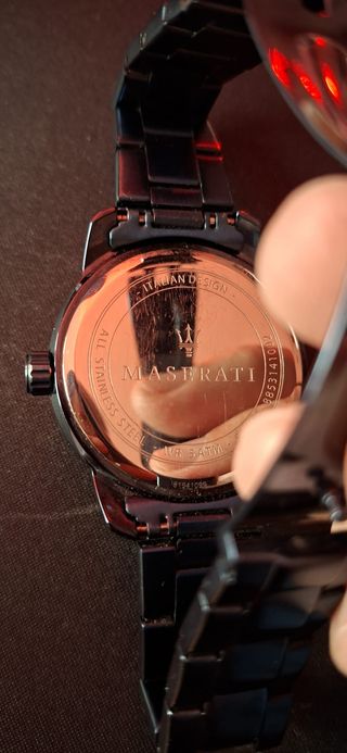 Orologio di lusso Maserati Blu Dorato Poco Utilizzato