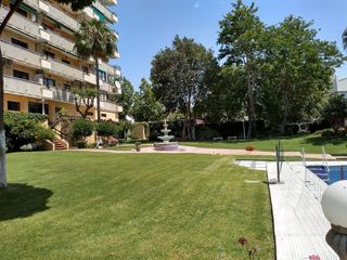 Piso en alquiler en Montemar en Torremolinos