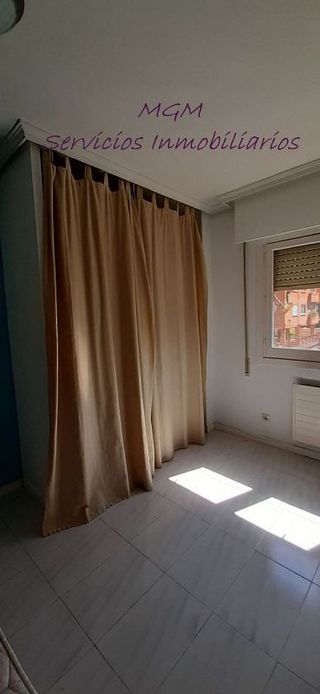 Piso en alquiler en San Juan Bautista en Madrid