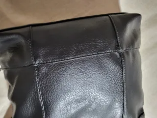 Mochila Dona Negra. Tamaño mediano. Muy cómoda.