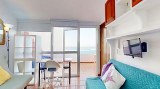 Ático en alquiler en Santa Catalina - Canteras en Palmas de Gran Canaria(Las)