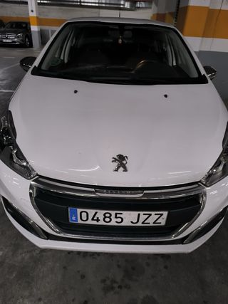 Vendo coche Peugeot 208