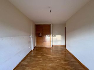 Piso en venta en La Seca - Los Salgueriños en Pontevedra