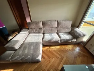 Sofá Cheslong Beige y Marrón