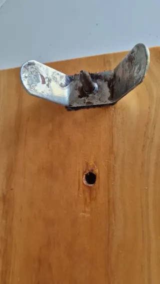 Jamonero de madera y metal