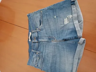 Shorts Levis Azules Desgastados