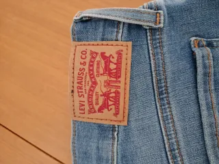 Shorts Levis Azules Desgastados