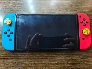 Nintendo Switch OLED + Acessorios