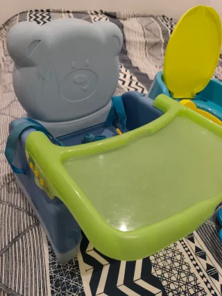 Lote artículos bebé: cojín, orinal, trona