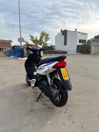 Yamaha Jog RR Jorge Lorenzo