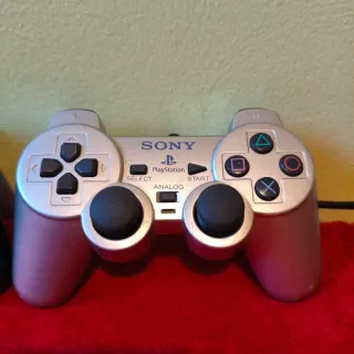 Lotto 8 controller PS2 non funzionanti