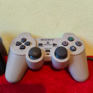 Lotto 8 controller PS2 non funzionanti