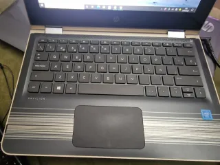 HP Pavilion x360 Táctil Convertible 360º