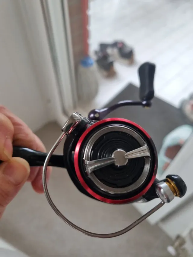 Carrete de pesca ninja LT 2000