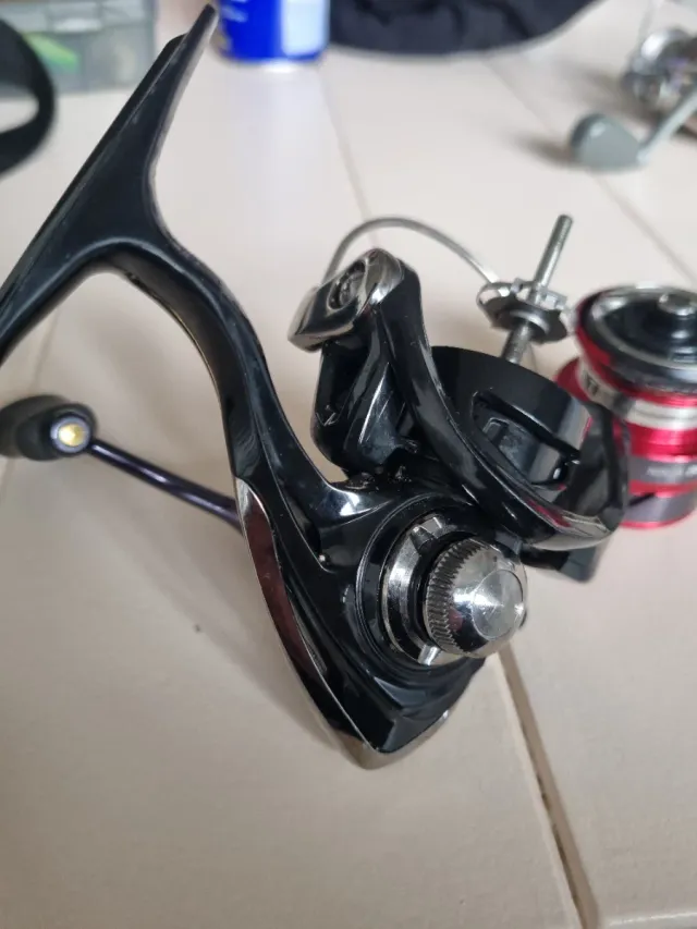 Carrete de pesca ninja LT 2000