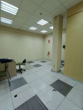 Local comercial en venta en Salburua en Vitoria-Gasteiz