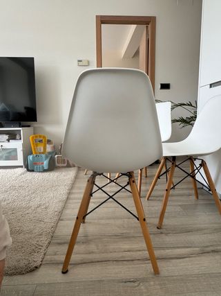 Sillas Diseño Nórdico Madera y Plástico