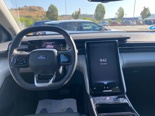 Ford Explorer 2024 Premium