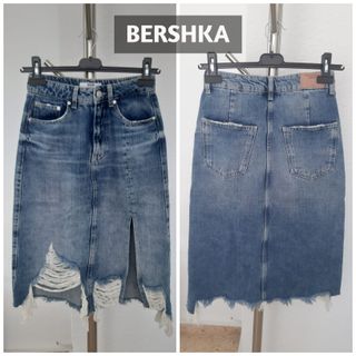 Falda vaquera midi. Nueva sin estrenar. De Bershka