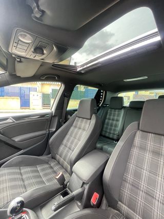 Volkswagen Golf 2010