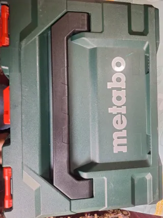 Sierra sable Metabo 18V con baterías y cargador
