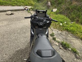 Yamaha TMAX Maxi Scooter año 2025 tech -max full