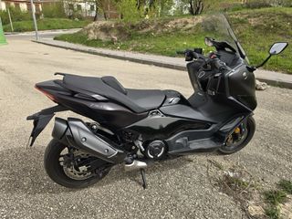 Yamaha TMAX Maxi Scooter año 2025 tech -max full