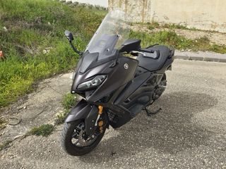 Yamaha TMAX Maxi Scooter año 2025 tech -max full