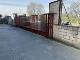 Nave industrial en alquiler en La Fortuna en Leganés