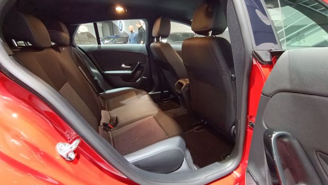 MERCEDES-BENZ CLA CLA 180 Shooting Brake 2019