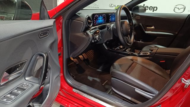 MERCEDES-BENZ CLA CLA 180 Shooting Brake 2019