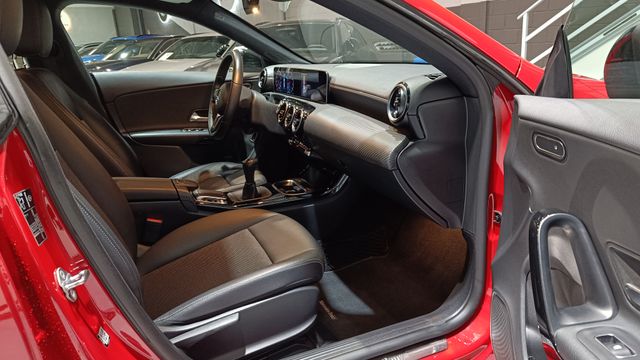 MERCEDES-BENZ CLA CLA 180 Shooting Brake 2019