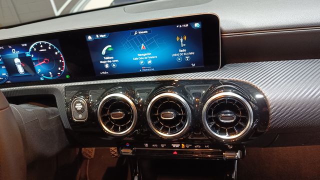 MERCEDES-BENZ CLA CLA 180 Shooting Brake 2019