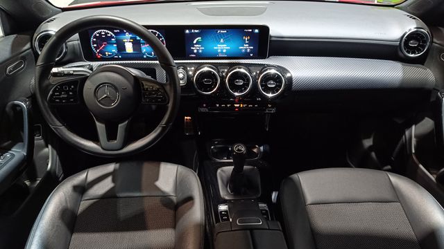 MERCEDES-BENZ CLA CLA 180 Shooting Brake 2019