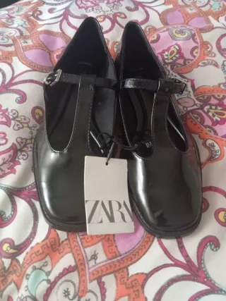 Bailarinas Zara Negras T-Strap Hebilla
