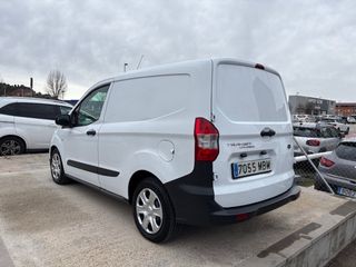 Ford Transit Courier 2022 Trend Van