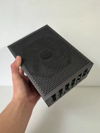 1500W 80+Titanium CoolerMaster MasterWatt