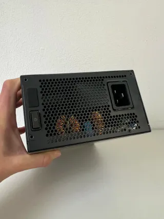 1500W 80+Titanium CoolerMaster MasterWatt