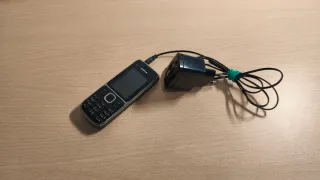 Lote de 4 móviles Nokia, Samsung y Siemens