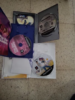 Juegos PS2: Singstar y Pop Star Academy