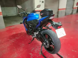 Suzuki GSX-S1000F Azul