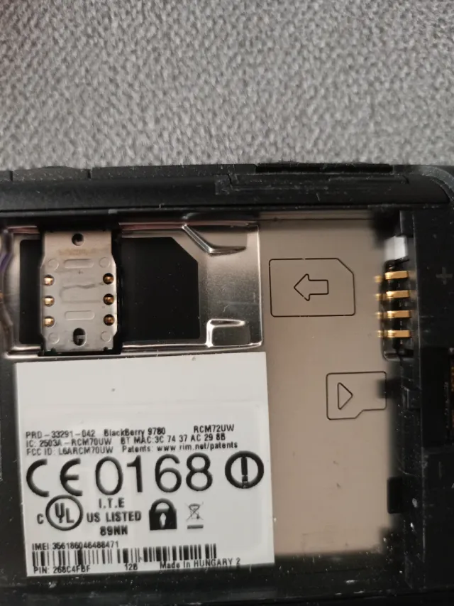 BlackBerry Bold 9780 Negro