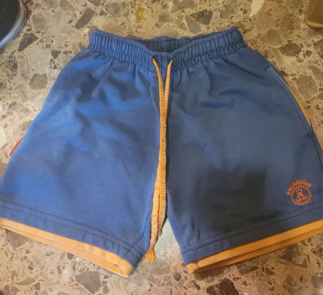 Pantalón corto deportivo uniforme T6